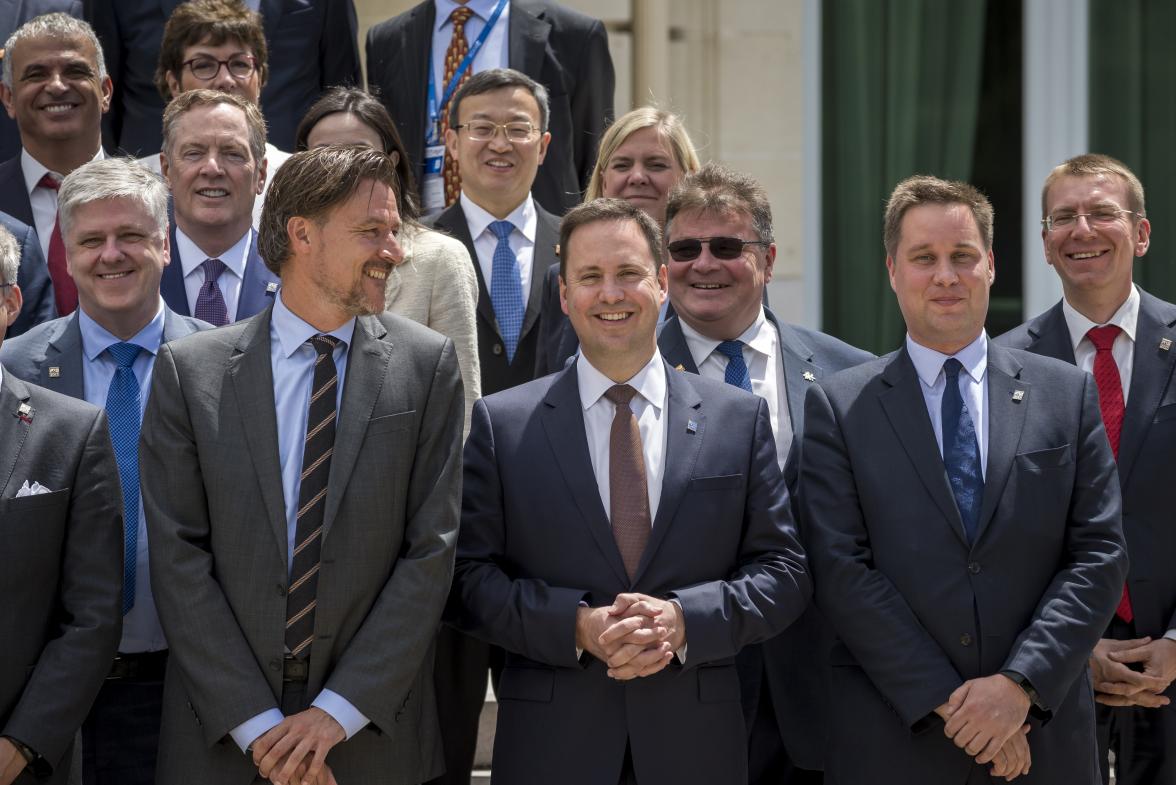 Trade, Tourism and Investment Minister, Steven Ciobo with the participants of the OECD Ministerial Council Meeting 2017 UK Ambassador to the OECD Christopher Sharrock (r) and the Danish Permanent Secretary of Foreign Affairs, Ulrik Vestergaard (l).