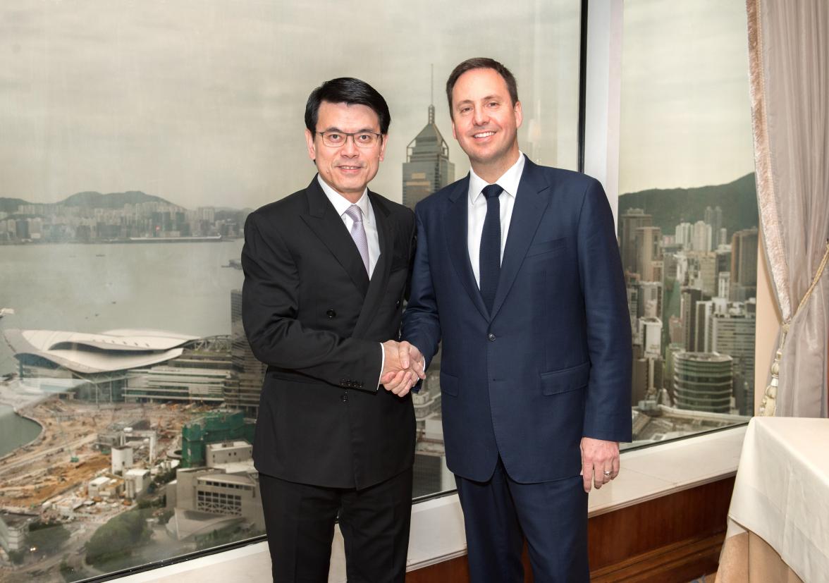 Minister Stephen Ciobo visits Hong Kong