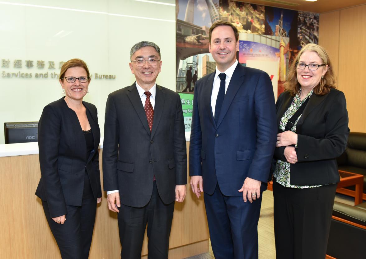 Minister Steven Ciobo meets with Austcham Hong Kong