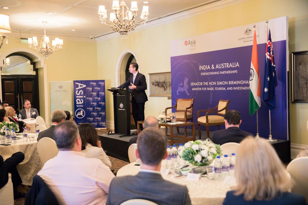 Photo of Minister Simon Birmingham delivering a keynote address to the Asia Society.