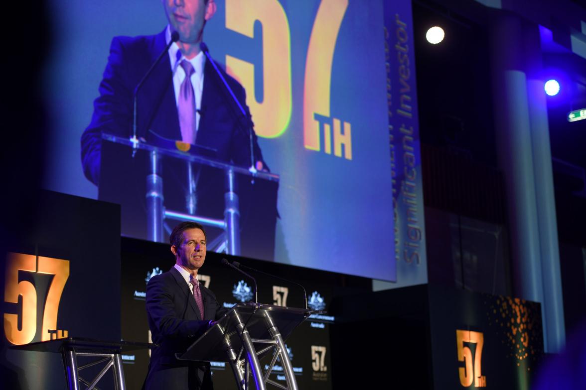 Photo of Minister Simon Birmingham addressing the 57th Australian Export Awards.