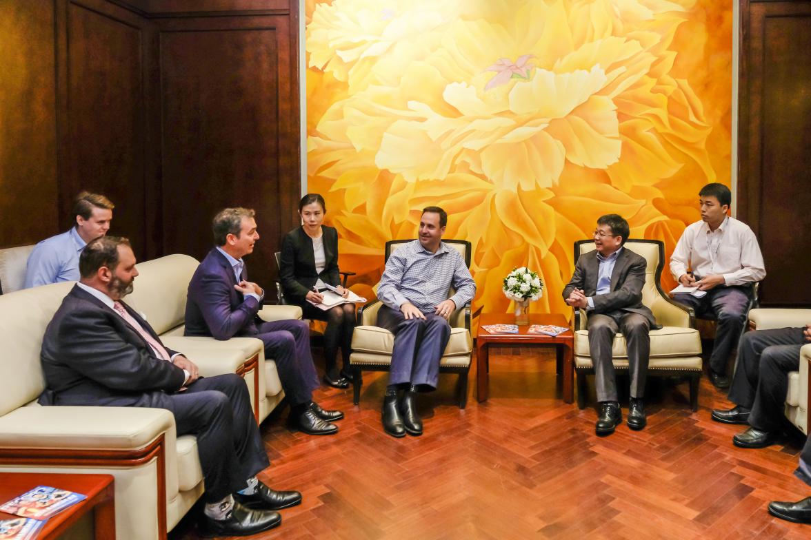 Federal Minister for Trade, Tourism & Investment Steven Ciobo meeting with Shanghai Vice-Mayor Chen Qun along with the Premier of South Australia Steven Marshall and Victorian Minister for Trade and Investment, Minister for Innovation and the Digital Econ