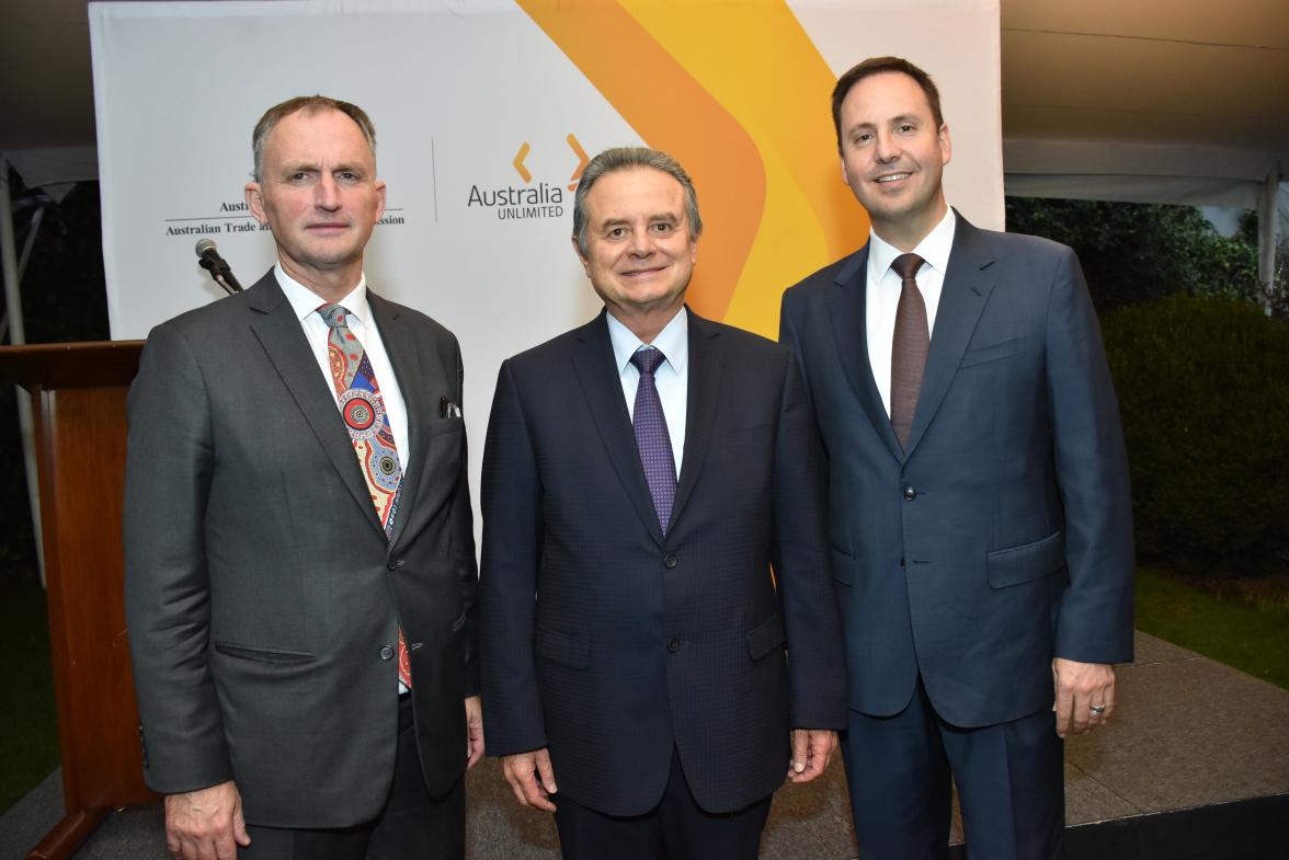 Australian Ambassador David Engel, Minister for Energy Pedro Joaquin Coldwell and Minister Ciobo