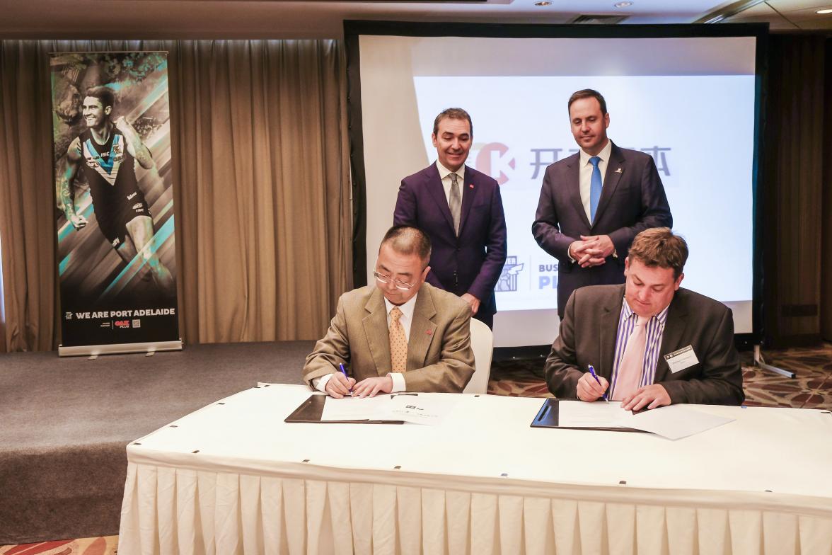 Federal Minister for Trade, Tourism & Investment Steven Ciobo witnessing the signing of a letter of intent with the Premier of South Australia the Hon Steven Marshall by President of KaiLai Capital Mr Zack Wang and representative of Micromet and the Kogen