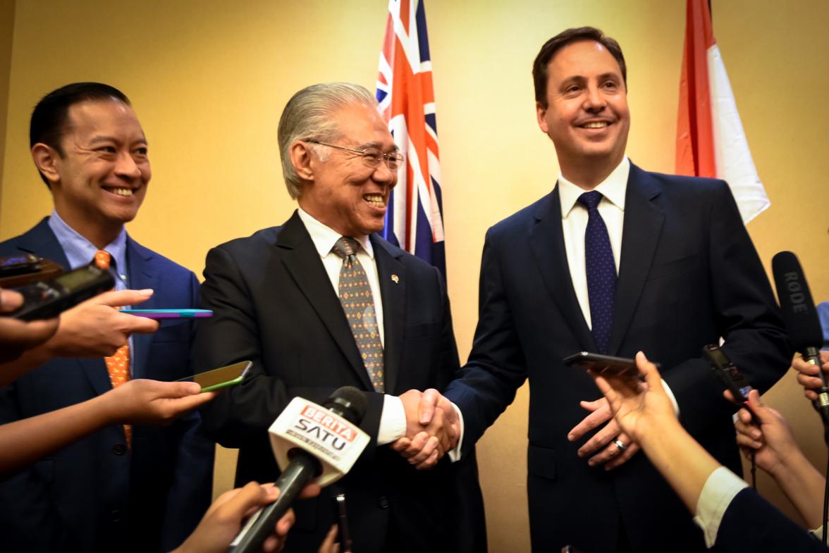 The Minister for Trade, Tourism and Investment, the Hon Steven Ciobo MP, holds a press conference with Indonesia’s Trade Minister Enggartiasto Lukita and Chairman of the Indonesian Investment Coordinating Board Thomas Lembong