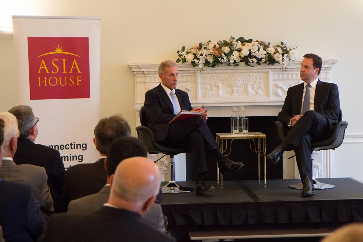 Minister for Trade, Tourism and Investment, Steven Ciobo, in conversation with the Chief Executive of Asia House, Michael on the outlook for UK trade relations with Australia post Brexit.