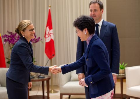 Minister Stephen Ciobo visits Hong Kong