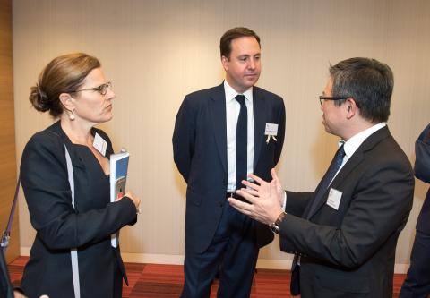 Minister Steven Ciobo meets with Austcham Hong Kong