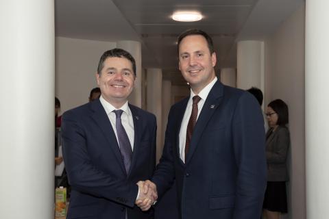 The Hon Steven Ciobo MP meeting with Ireland’s Minister for Finance and Public Expenditure & Reform, Paschal Donohoe at the OECD in Paris on 30th May, 2018.