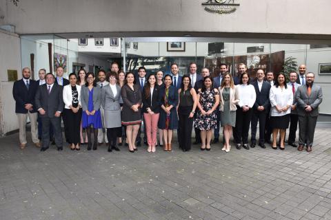 Minister Ciobo with the Australian Embassy staff and Austrade staff