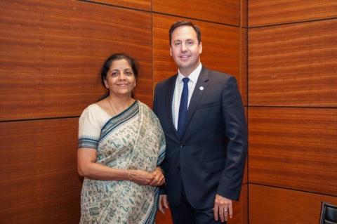 Minister for Trade, Tourism and Investment, the Hon Steven Ciobo MP, meeting with India’s Minister of State for Commerce and Industry, Nirmala Sitharaman in Hanoi, May 2017. Photo credit: DFAT/Hieu Nguyen