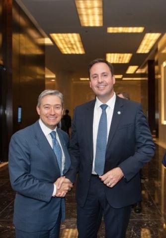 Minister for Trade, Tourism and Investment, the Hon Steven Ciobo MP, meeting with Canada’s Minister of International Trade, Francois-Philippe Champagne, on sidelines of APEC MRT Meeting in Hanoi, May 2017. Photo credit: DFAT/Hieu Nguyen