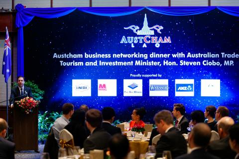 Minister for Trade, Tourism and Investment Steven Ciobo delivers the keynote address at the Australian Chamber of Commerce Lao business dinner in Vientiane, Laos. 4 August 2016. Photo credit: DFAT/Bart Verweij