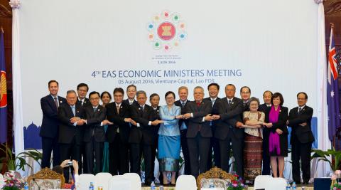 Minister for Trade, Tourism and Investment Steven Ciobo with counterparts at the 4th East Asia Summit Economic Ministers’ Meeting in Vientiane, Laos. 5 August 2016. Photo credit: DFAT/Bart Verweij